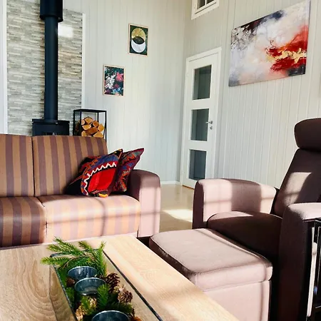 Domek alpejski Great Mountain With Jacuzzi In Beautiful Surroundings